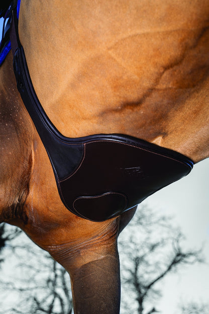 Gel-Tek Anatomic Long Stud Girth with Magnet