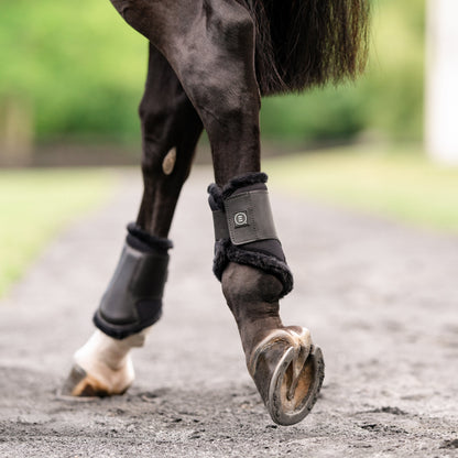 Essential Hind Boots, Vegan
